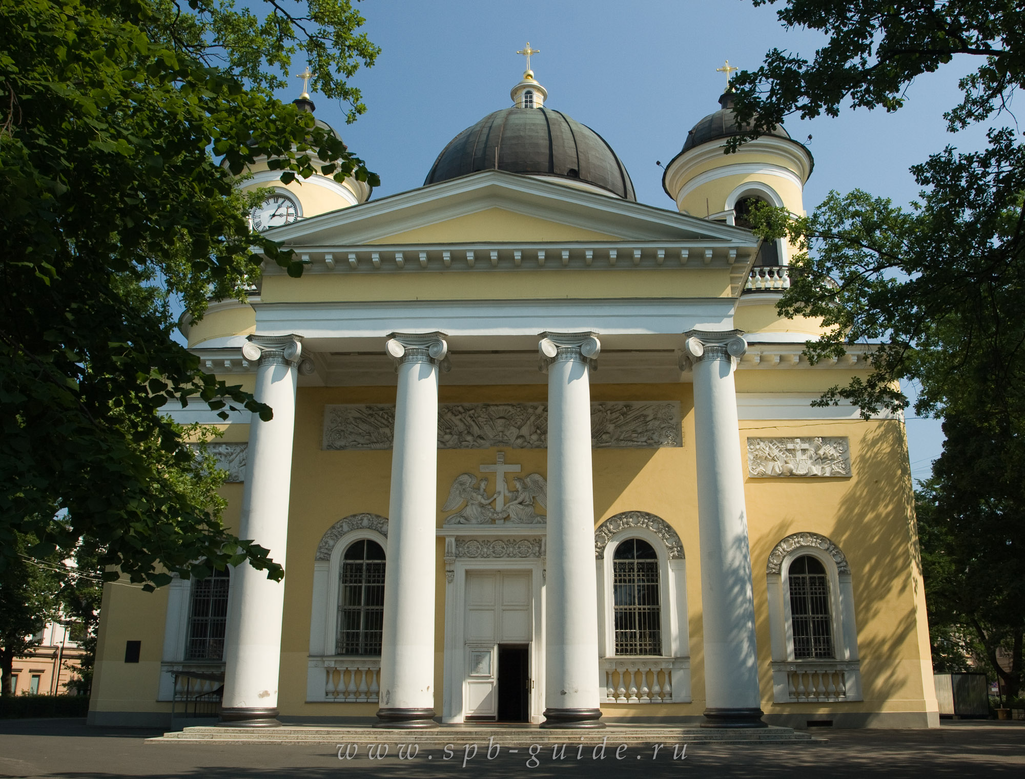 Преображенский собор, портик