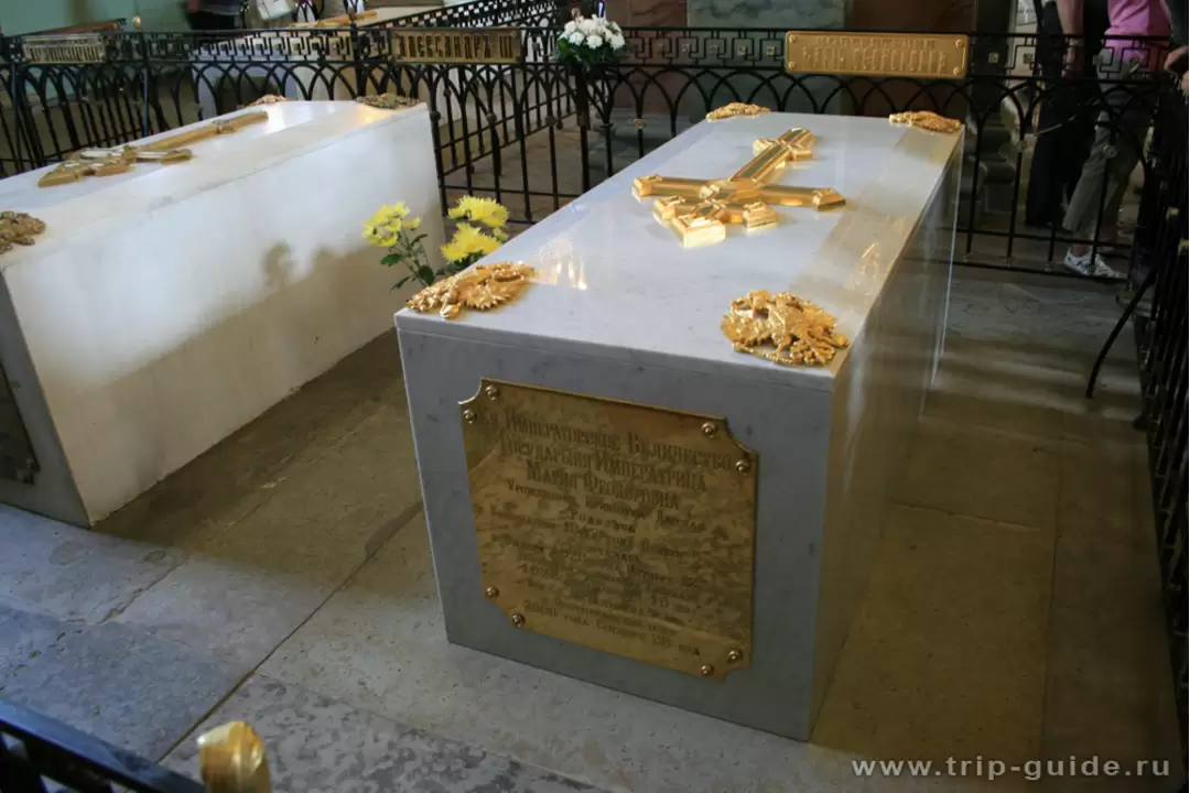 Где похоронены романовы в санкт петербурге