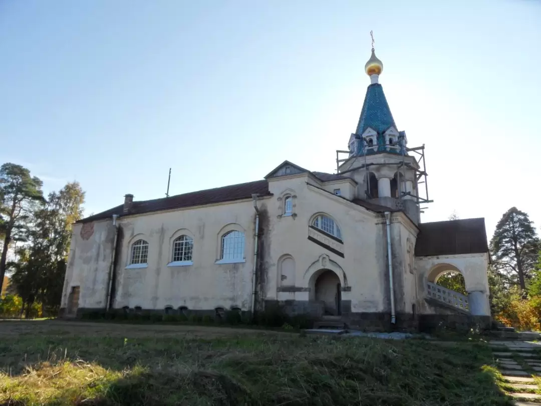 Храм святителя Николая Чудотворца в Санкт-Петербурге Храм святителя Николая Чудотворца в Санкт-Петербурге