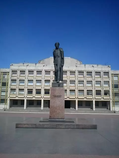 Памятник Феликсу Эдмундовичу Дзержинскому Памятник Феликсу Эдмундовичу Дзержинскому