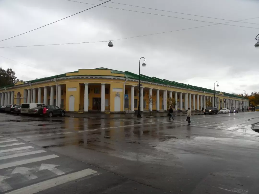 Гостиный двор в Кронштадте Гостиный двор в Кронштадте