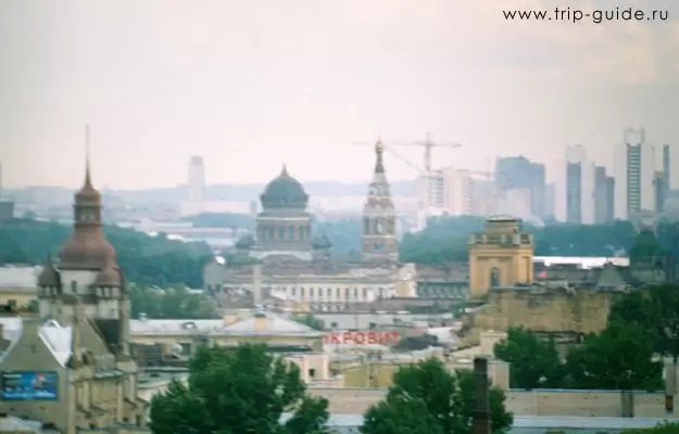 Санкт-Петербург, вид с колоннады Исаакиевского собора на Воскресенскую церковь на набережной Обводного канала Санкт-Петербург, вид с колоннады Исаакиевского собора на Воскресенскую церковь на набережной Обводного канала