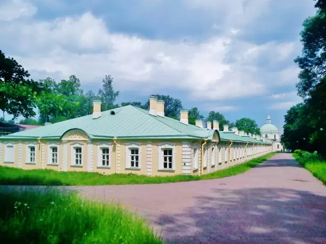 Большой дворец Большой дворец