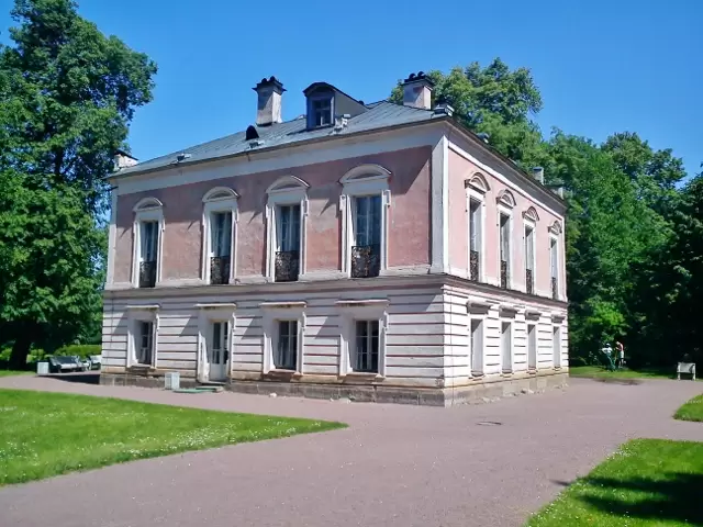 Дворец Петра III Дворец Петра III